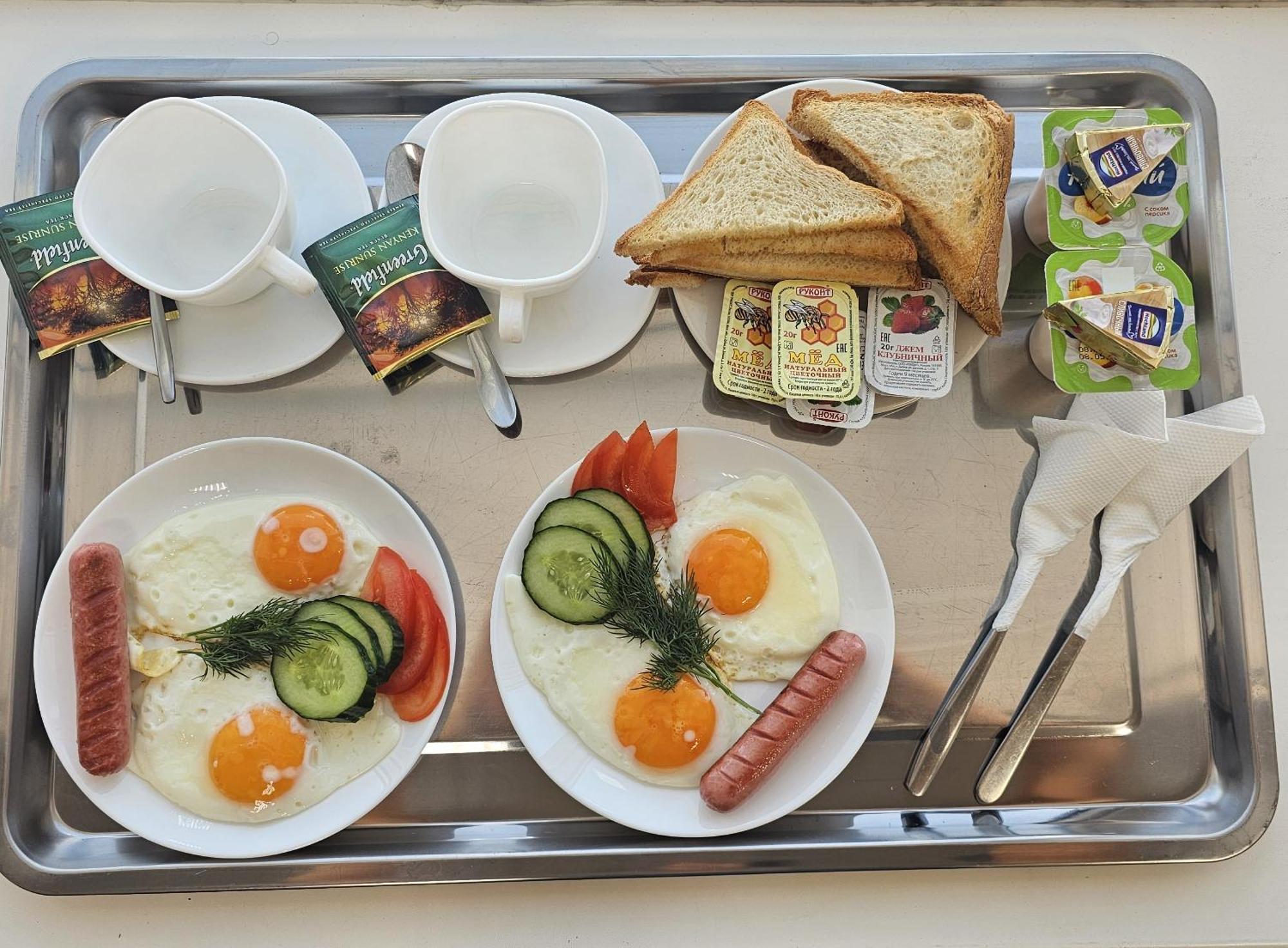 Vip House Hotel Astana Bagian luar foto