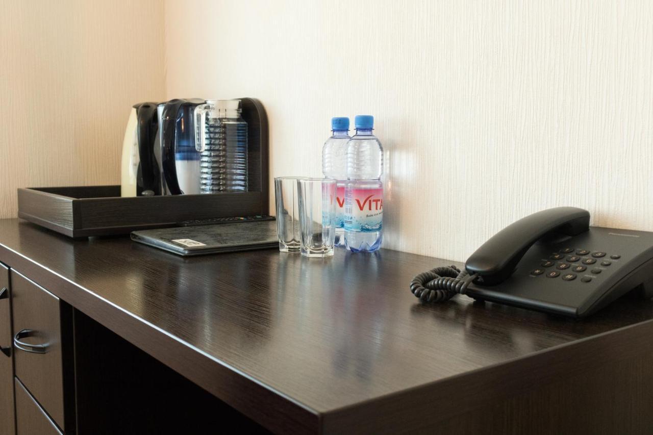 Vip House Hotel Astana Bagian luar foto